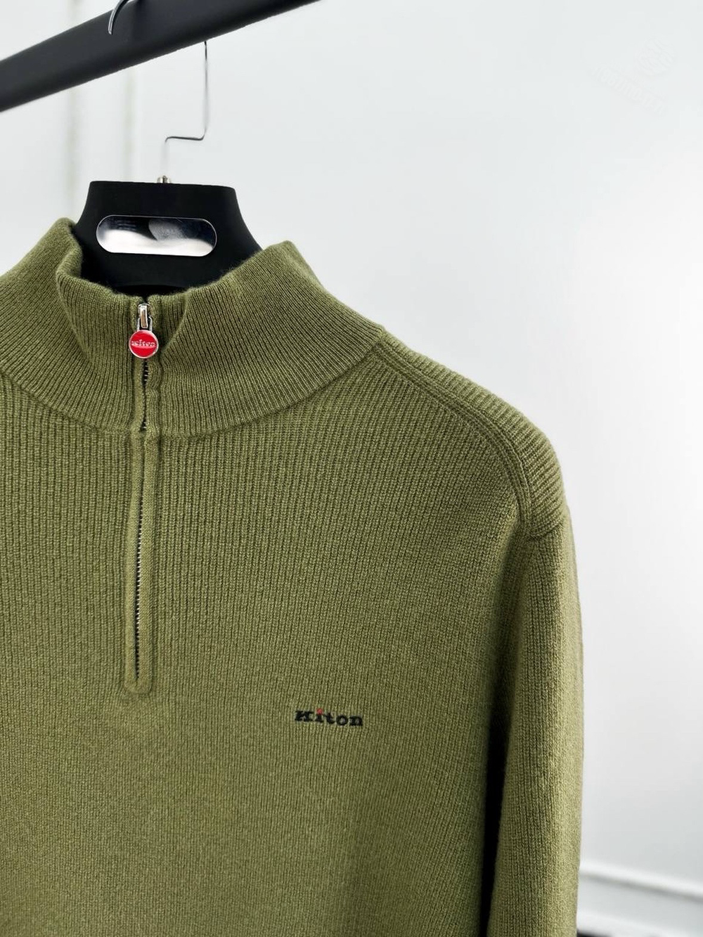 Свитер Kiton