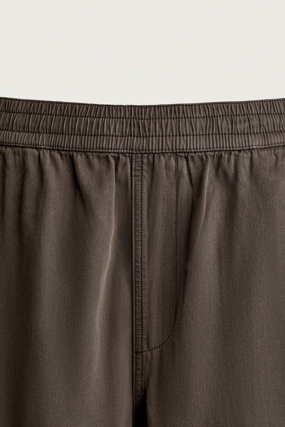 БРЮКИ RELAXED FIT В ЕЛОЧКУ — ZARA