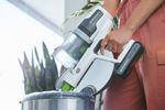 Пылесос беспроводной вертикальный аккумуляторный Greenworks 24В GD24SVK4D, Арт.4701107UB с АКБ 4 А*ч и ЗУ