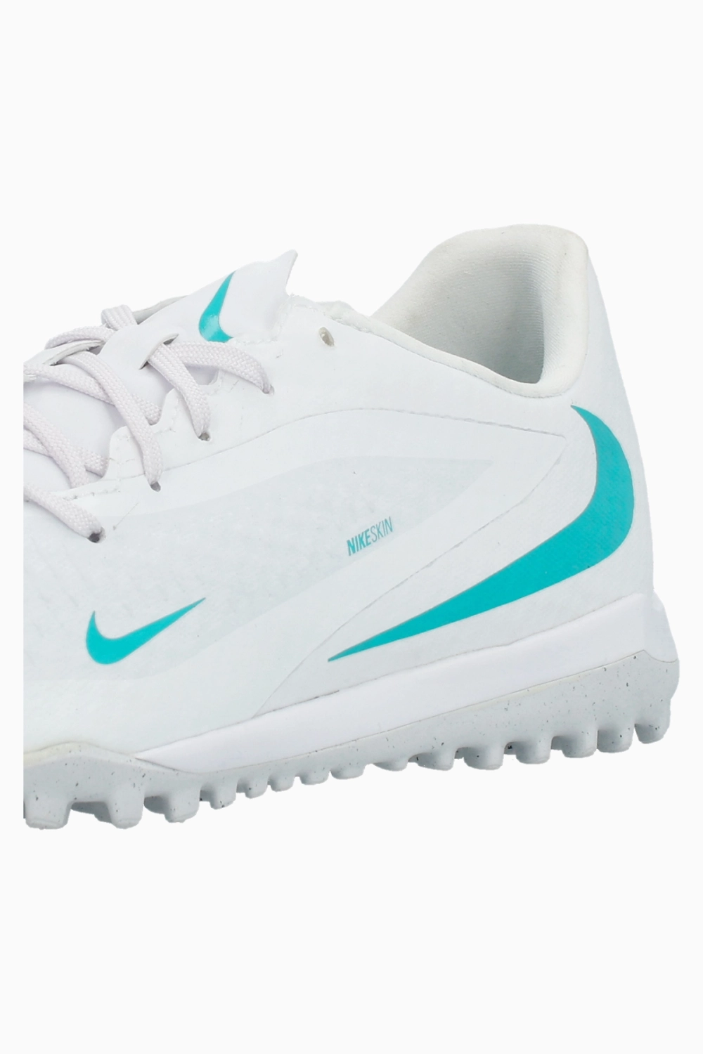 Сороконожки Nike Phantom 6 Low Academy TF - белый