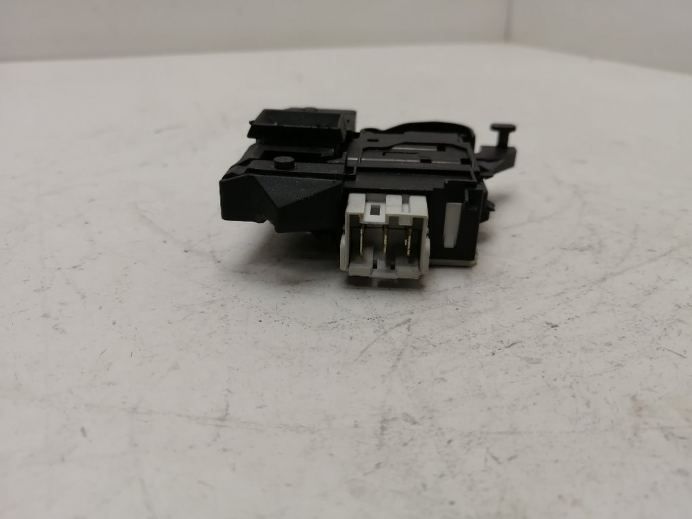 VMSF501B кт93 Блокировка люка для стиральной машины Hotpoint-Ariston 030411799253 б/у