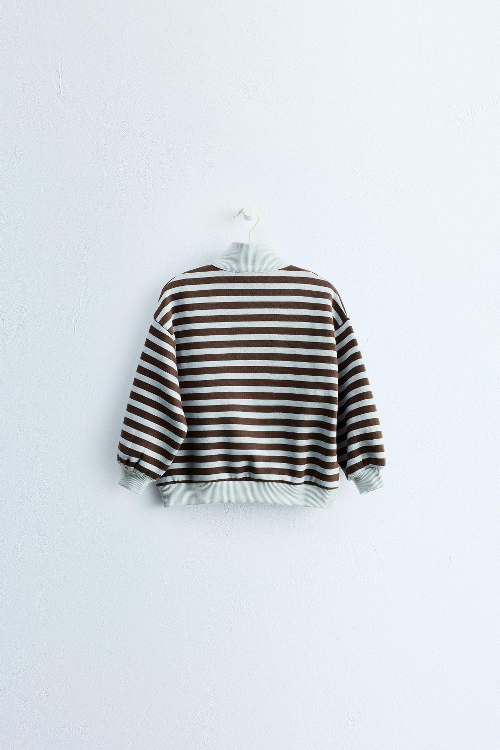 ZARA TIMELESS — ТОЛСТОВКА НА МОЛНИИ, СИНИЙ/ЧЕРНЫЙ