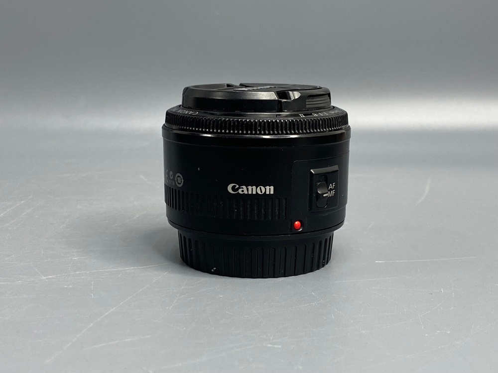 Canon EF 50mm f/1.8 II