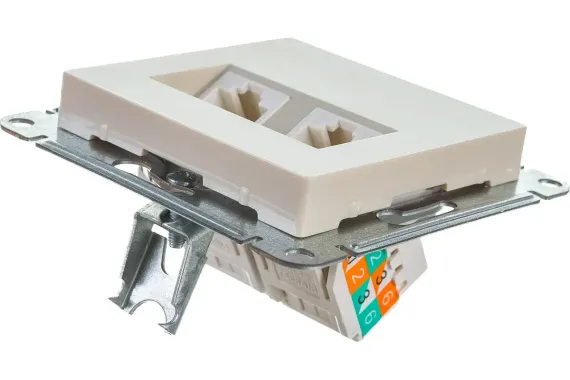 Розетка RJ45 Systeme Electric ATLASDESIGN двойная бежевая 36001