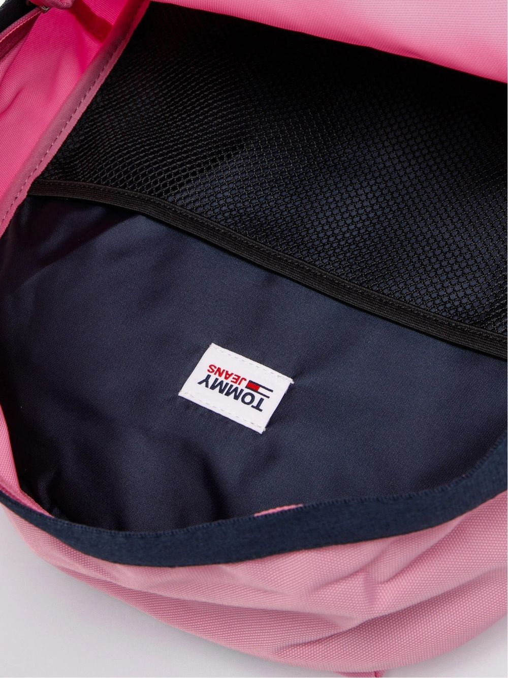 Рюкзак женский TOMMY JEANS TJW CAMPUS MED DOME BACKPACK