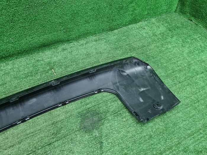 Накладка переднего бампера RR Vogue 5 L460 (21-нв)