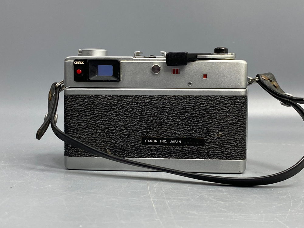 Canon Canonet QL17