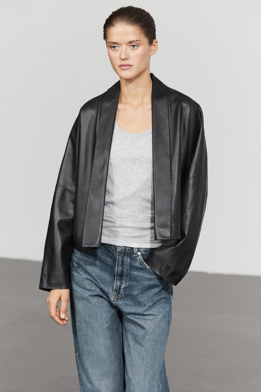 Massimo Dutti Кимоно с лацканами из кожи наппа, черный