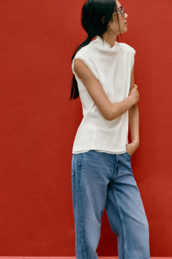 ZARA ТРИКОТАЖНЫЙ ТОП С ПАЙЕТКАМИ, БЕЛЫЙ