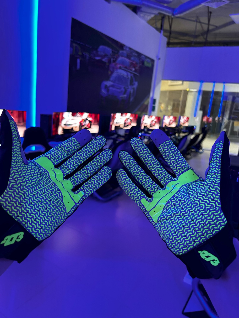 Застежка на липучке перчаток -273 SIM Glove