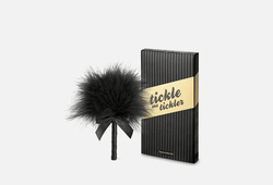Bijoux Indiscrets Tickle Me Tickler - Кисточка перьевая