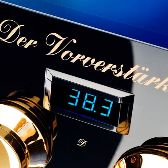MBL 6010 D Preamplifier Piano Black Chrome