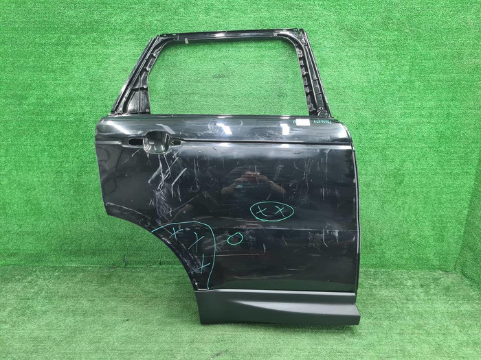 Дверь задняя правая Range Rover Sport 2 L494 13-22