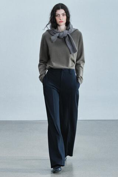 БРЮКИ С ЗАУТЮЖЕННЫМИ СТРЕЛКАМИ — ZW COLLECTION — ZARA