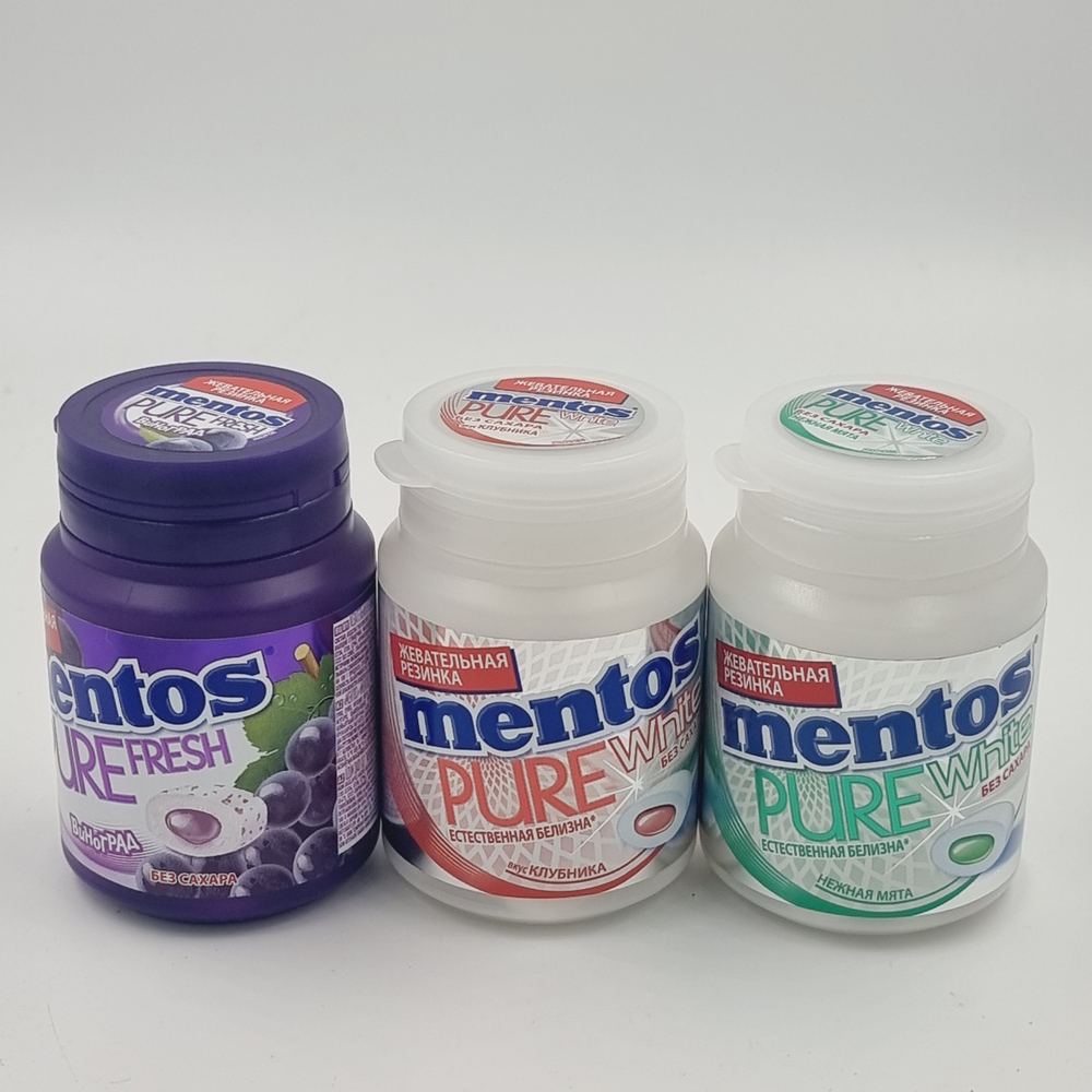 Mentos MIX жевательная резинка Pure fresh Виноград, Pure white нежная мята , Клубника (54х3) 162 г
