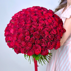 Flower bouquet of 101 red Kenyan roses