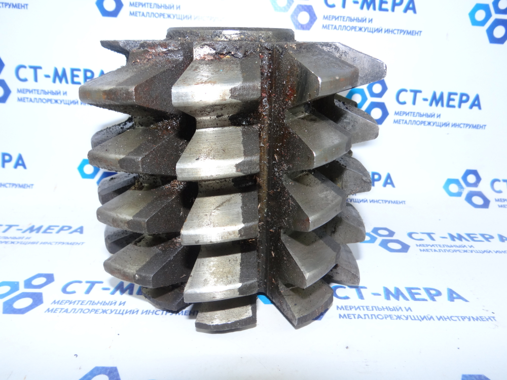Фреза червячная модульная М8 20° Р18 кл. С 3°55' Фрезер