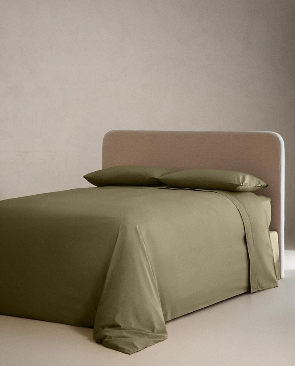 ZARA HOME (300 НИТЕЙ) ПРОСТЫНЯ ИЗ ПЕРКАЛЯ | ВЫСОТА 40 СМ, ЗЕЛЕНЫЙ