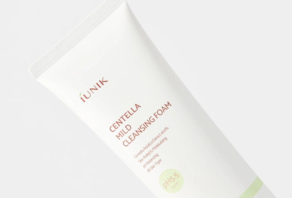 Пенка мягкая с центеллой iUNIK Centella Mild Cleansing Foam, 120 мл