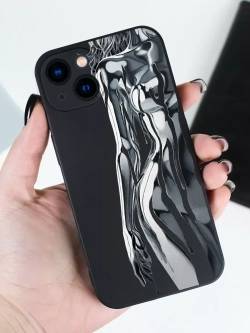 Чехол на iPhone 15 с принтом