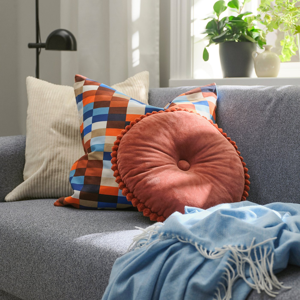 IKEA SYRENBUSKE  (ИКЕА СИРЕНБУСКЕ)  -  Подушка - коричнево-красный 36 см