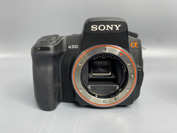 Sony A300 Kit 18-70mm 3.5-5.6