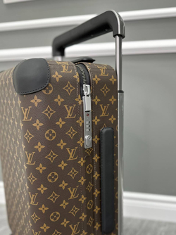 Чемодан Louis Vuitton