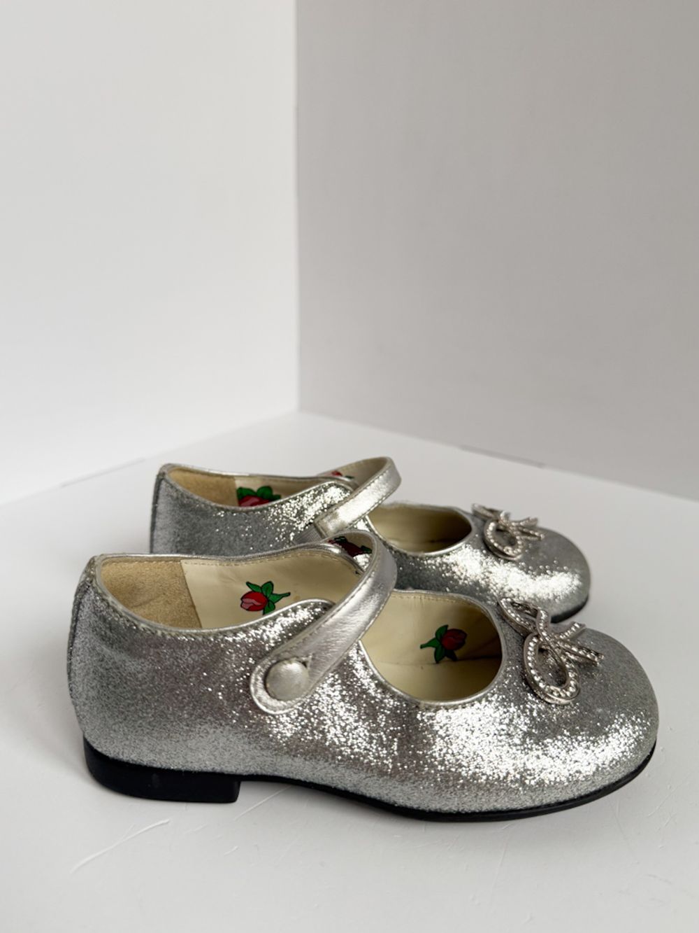 Кожаные туфли Gucci, 23