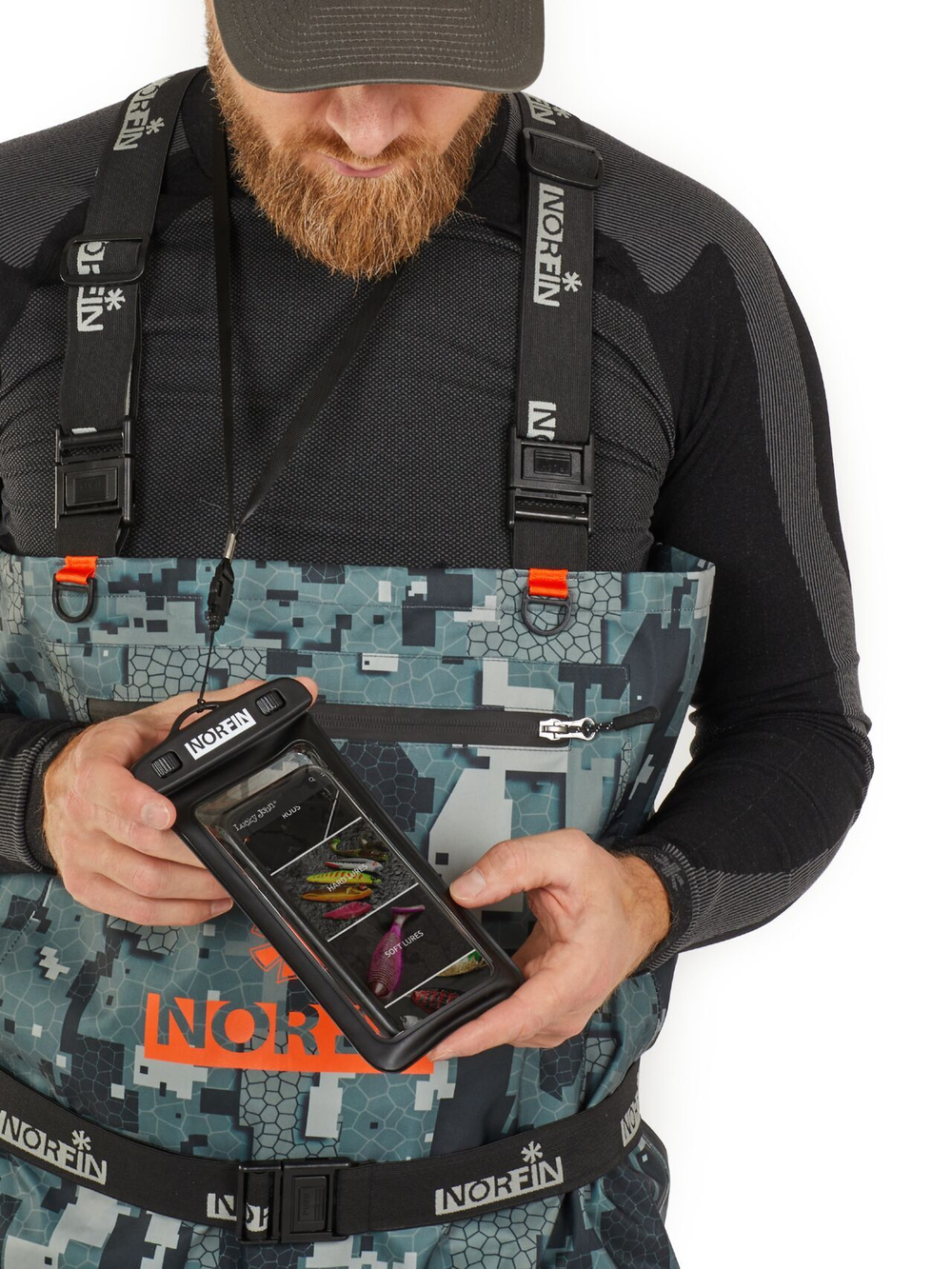 Полукомбинезон заброд. Norfin PILOT CAMO BOOTFOOT р.44-XL с сапогами резина
