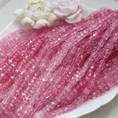 Хрусталь (стекло) граненный, кубик, розовый, 6 мм, 1 нить, К210