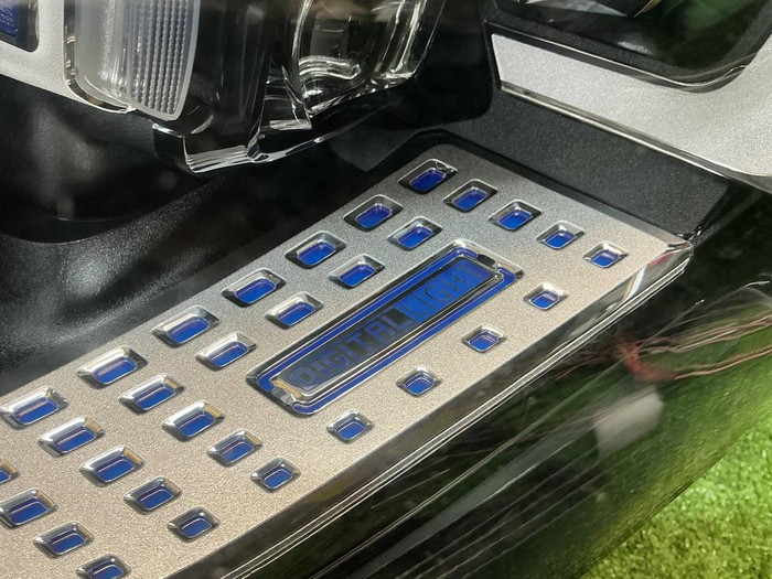 Фара правая Mercedes S W223 (20-нв) Digital Light