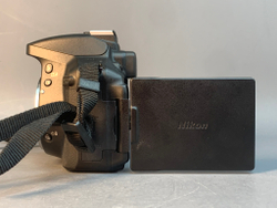 Nikon D5300 Kit 18-55mm 12634 кадров пробега.