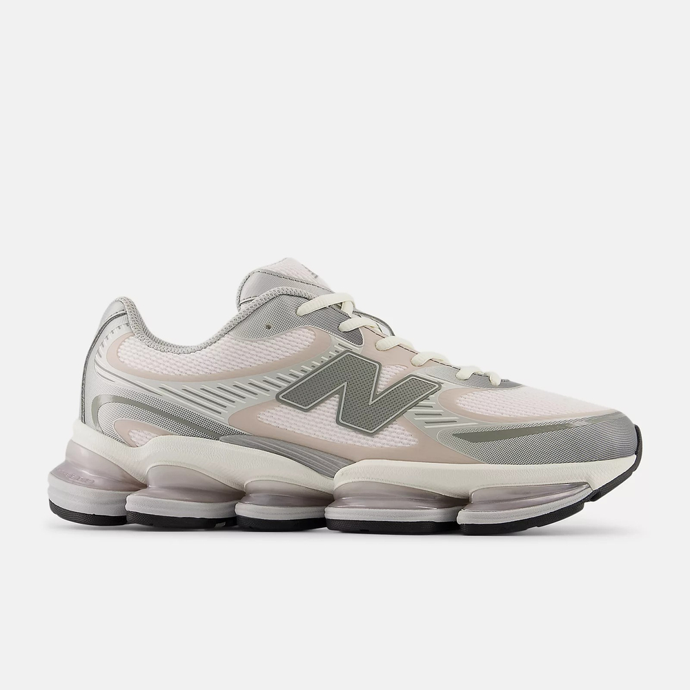 Кроссовки женские NEW BALANCE 2000