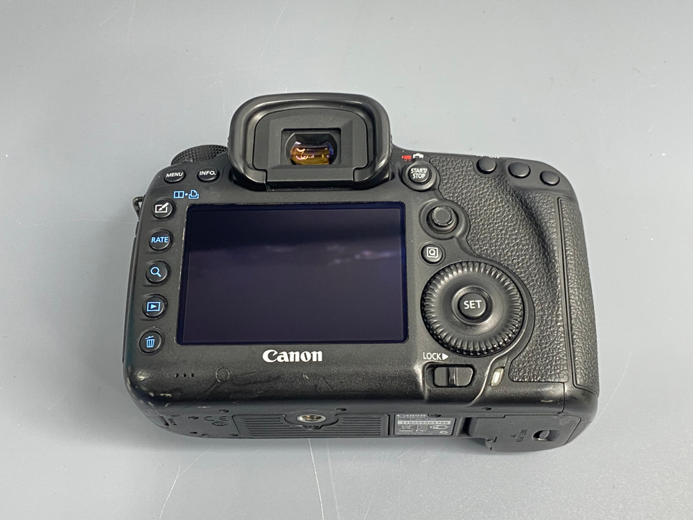 Canon 5D Mark III 45500 кадров