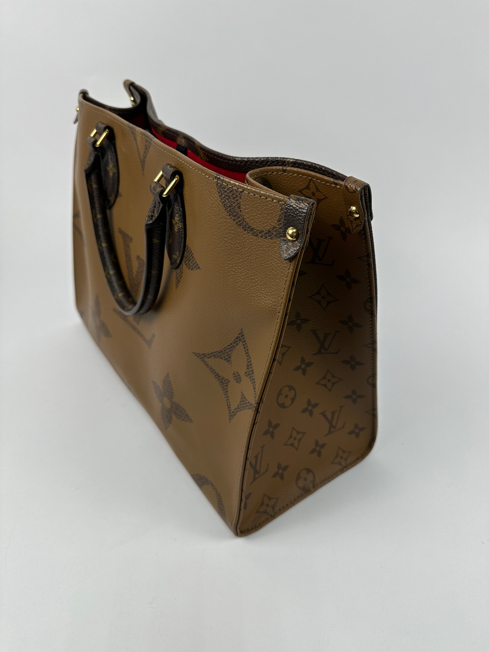 Сумка Louis Vuitton OnTheGo