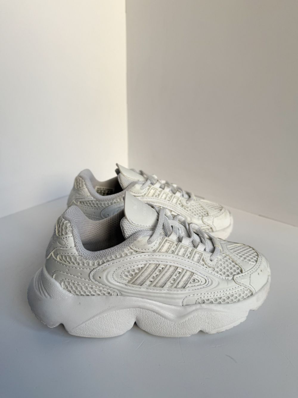 Комбинированные кроссовки Adidas Ortolite, 28,5