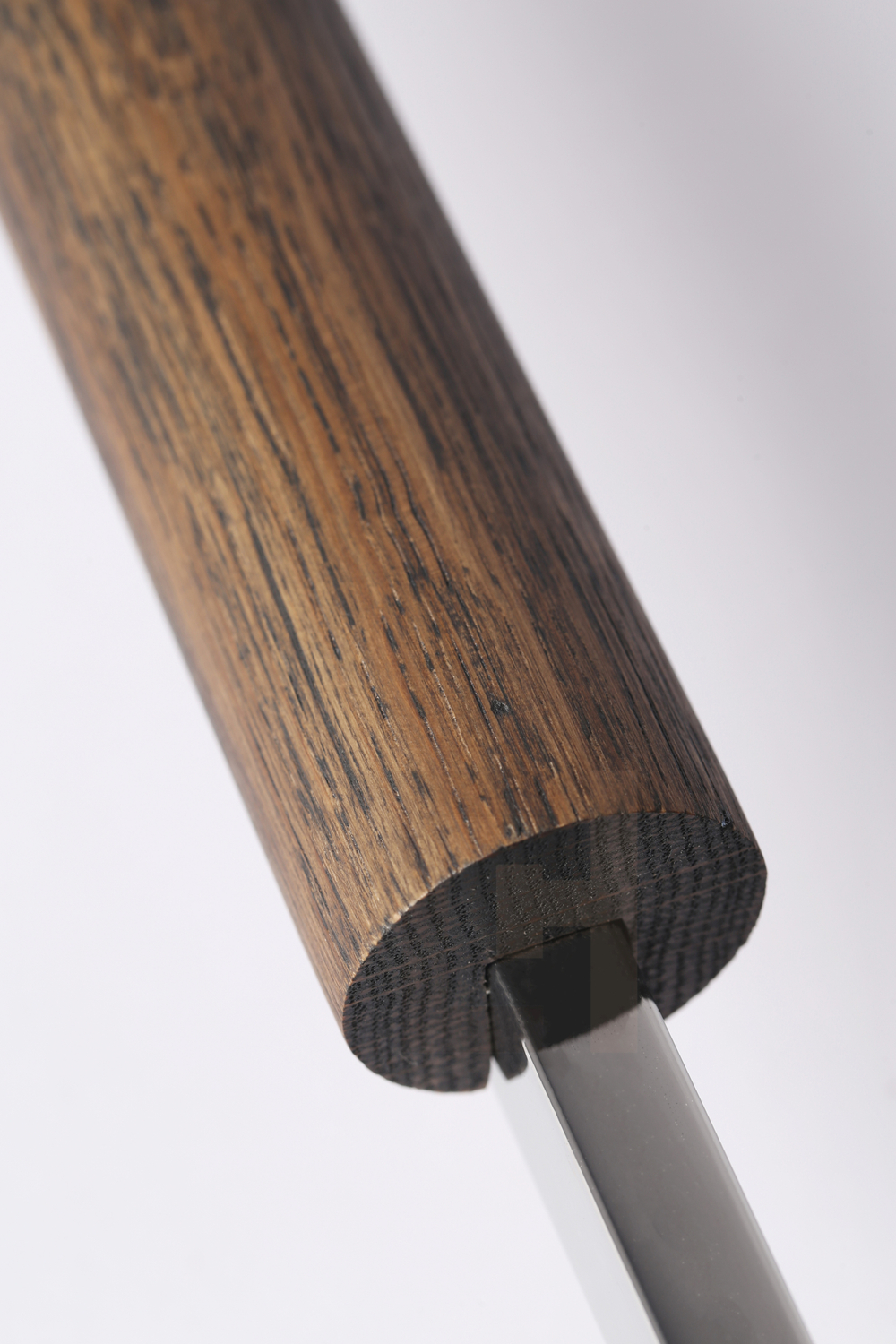 ROUND NEEDLE