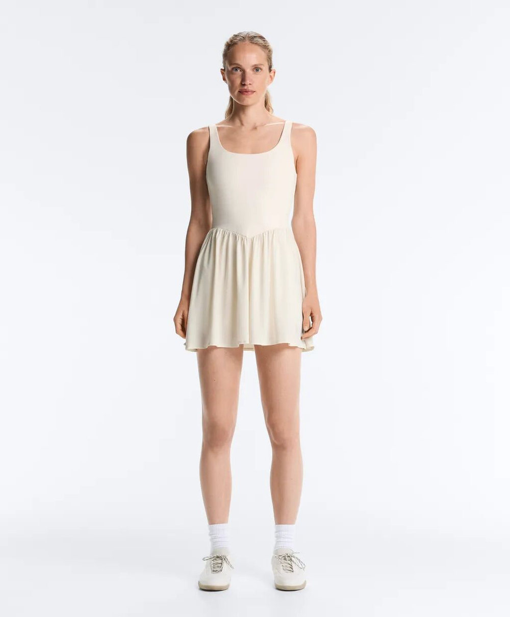 Короткое платье Comfortlux - OYSHO