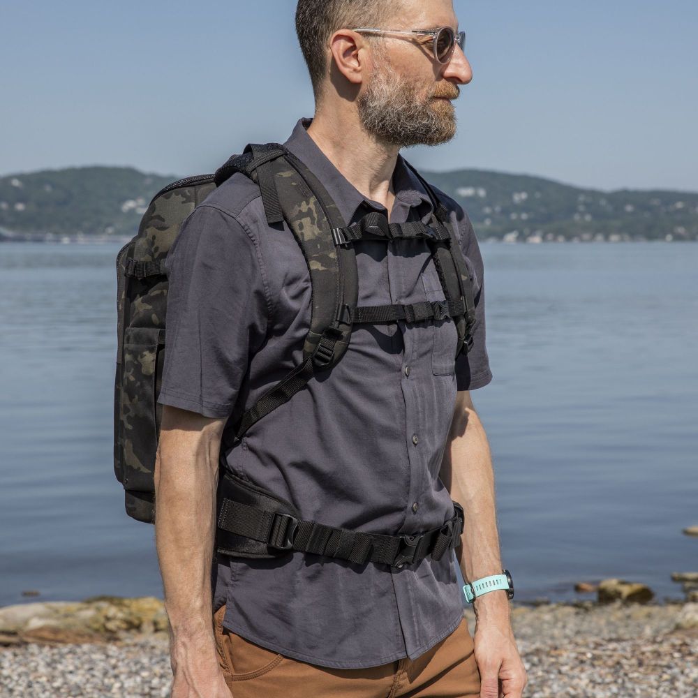 Фоторюкзак Tenba Axis v2 Tactical Backpack 20 MultiCam Black 637-755
