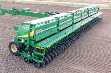 Запчасти на сеялки и почвообрабатывающее оборудование Great Plains