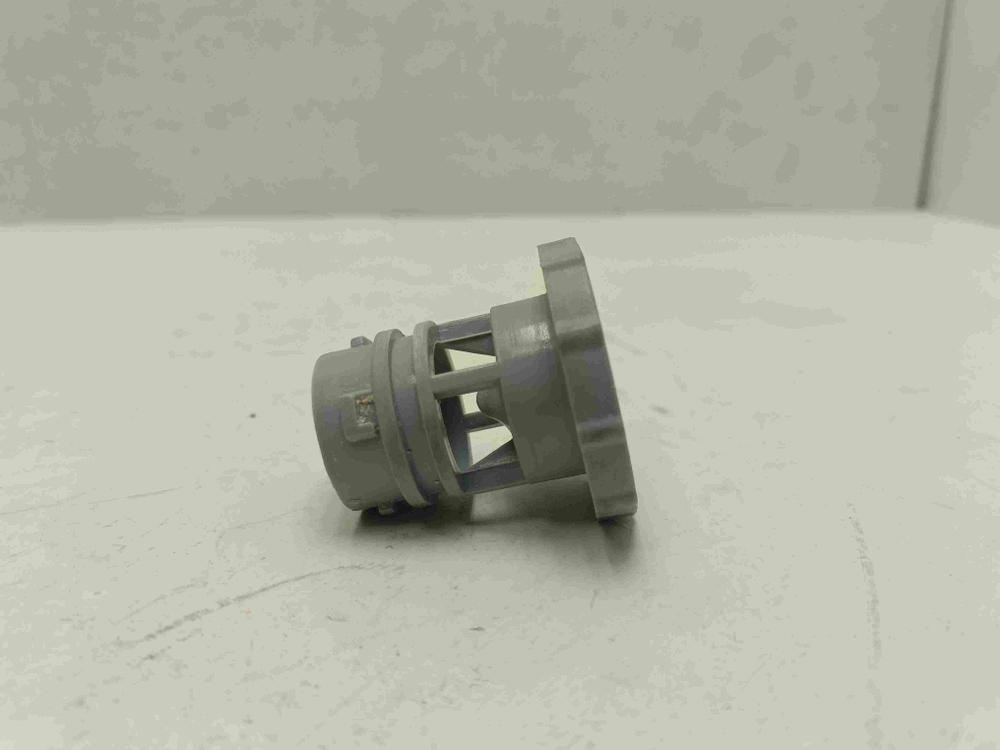 LTF11M121 Фиксатор верхнего разбрызгивателя для посудомоечной машины Ariston LTF11M121 б/у