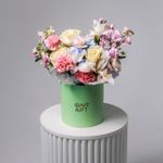 Салон цветов FloArt представляет товар "Экстравагантный шик": фото композиции и оформление доставки доступно в Южно-Сахалинска.