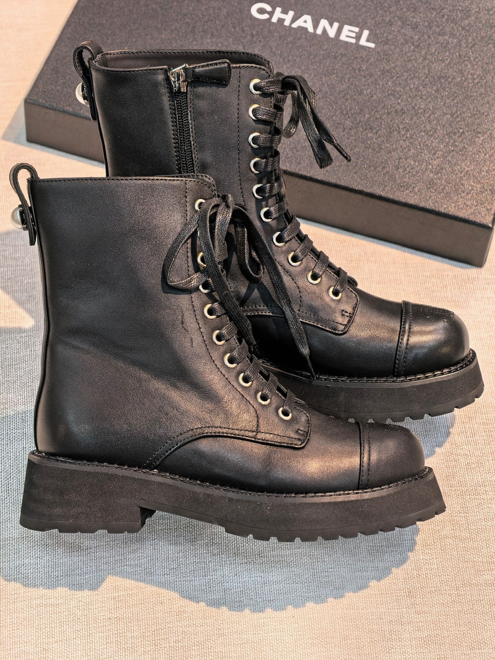 Ботинки Chanel