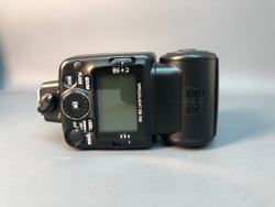Nikon Speedlight SB-700