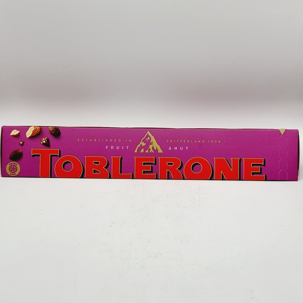 Шоколад Toblerone Fruit & Nut Фрукты и орехи 100 г (Из Финляндии)