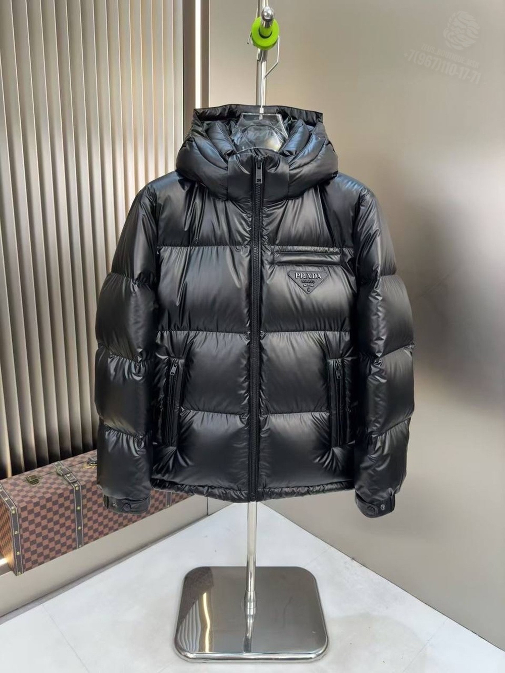 Пуховик Prada