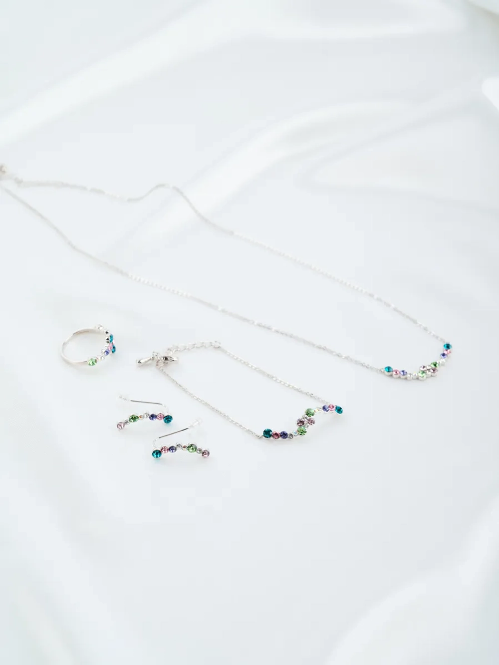 Браслет Млечный путь с разноцветными кристаллами Swarovski