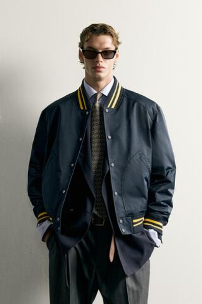 КОНТРАСТНЫЙ БОМБЕР СВОБОДНОГО КРОЯ — ZARA
