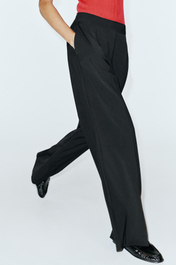ZARA ШИРОКИЕ БРЮКИ С ЗАЩИПАМИ, ЧЕРНЫЙ