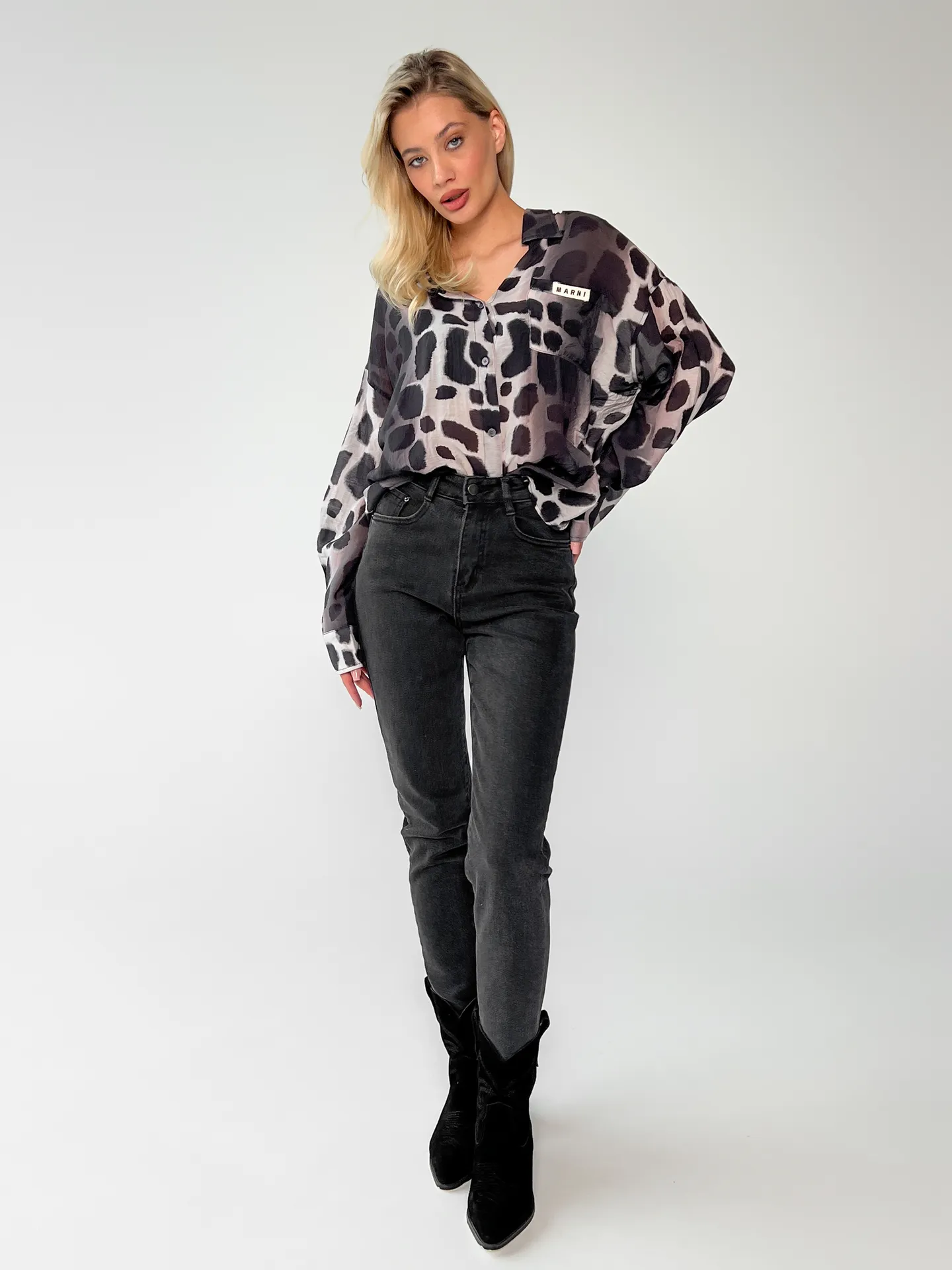 Джинсы Denim 2822 зауженные к низу однотонные